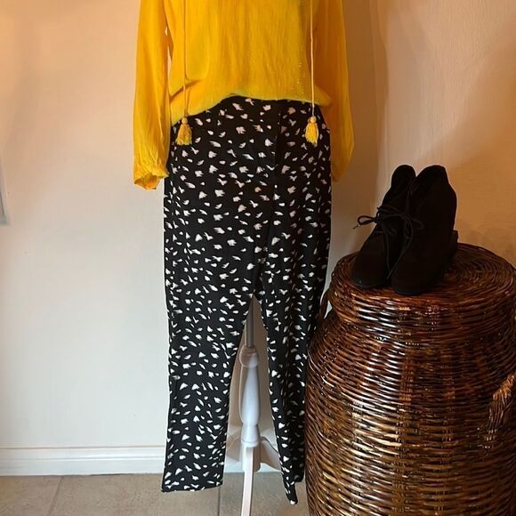 Pink Tartan size 8 Black & white pants w/ belt loops front and back pockets EUC - Picture 2 of 13
